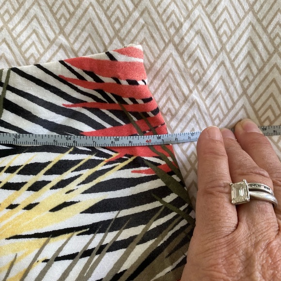 White House Black Market Tropical Palm Skirt - Picture 8 of 15